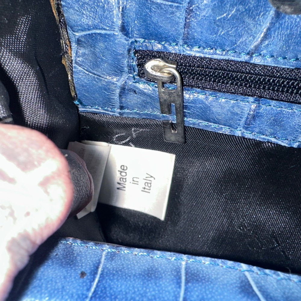 Tosca Blu Italy Blue Crocodile Embossed Leather Triple Compartment Shoulder Bag - Picture 11 of 11